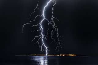 Image for the poem Lightning Bolt