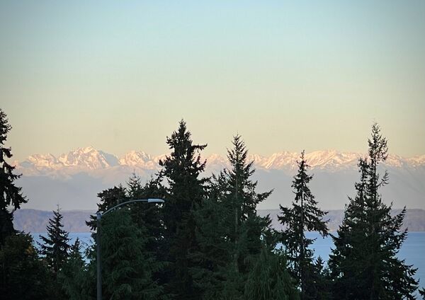 Image for the poem First Snow on the Mountains