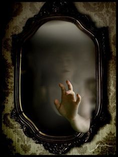 Image for the poem Looking Glass