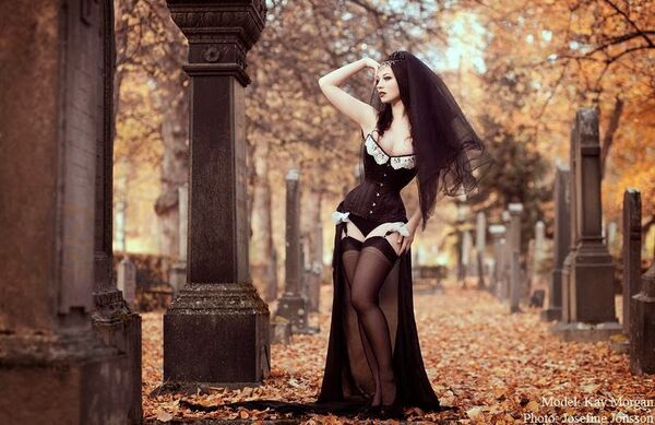 Image for the poem Cemetary Whore